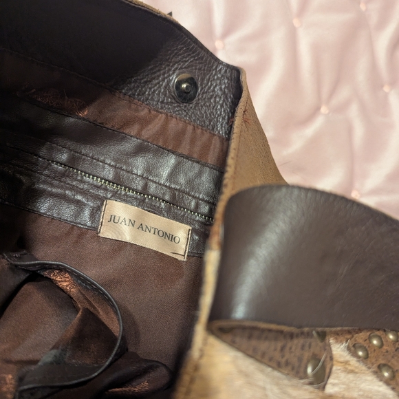 Juan Antonio Hair On Hide Axis fringe Bag - Picture 3 of 4